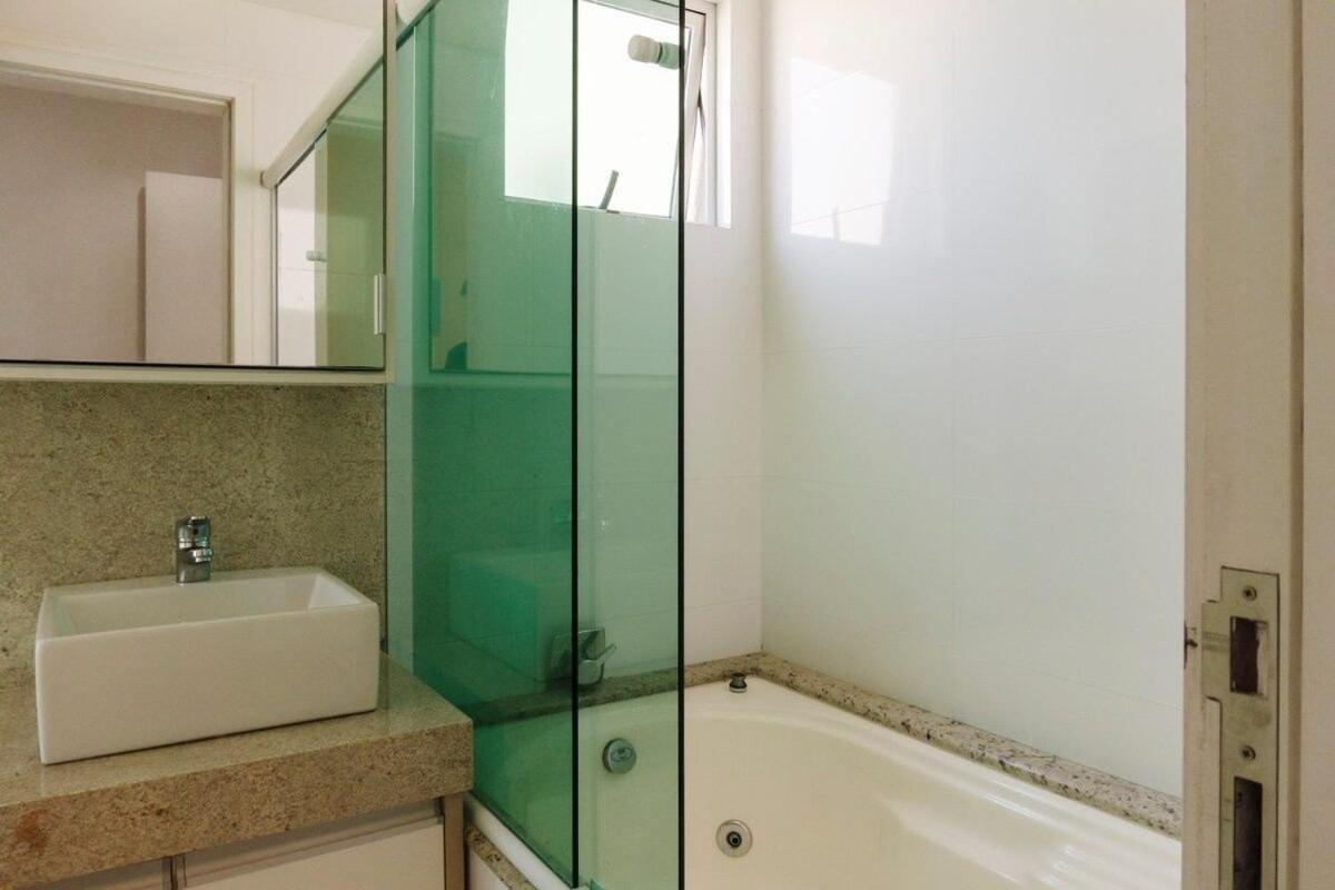 Linda Vista, Um Apartamento Por Andar, 3 Suites, 2 Garagens Balneario Camboriu Exterior photo